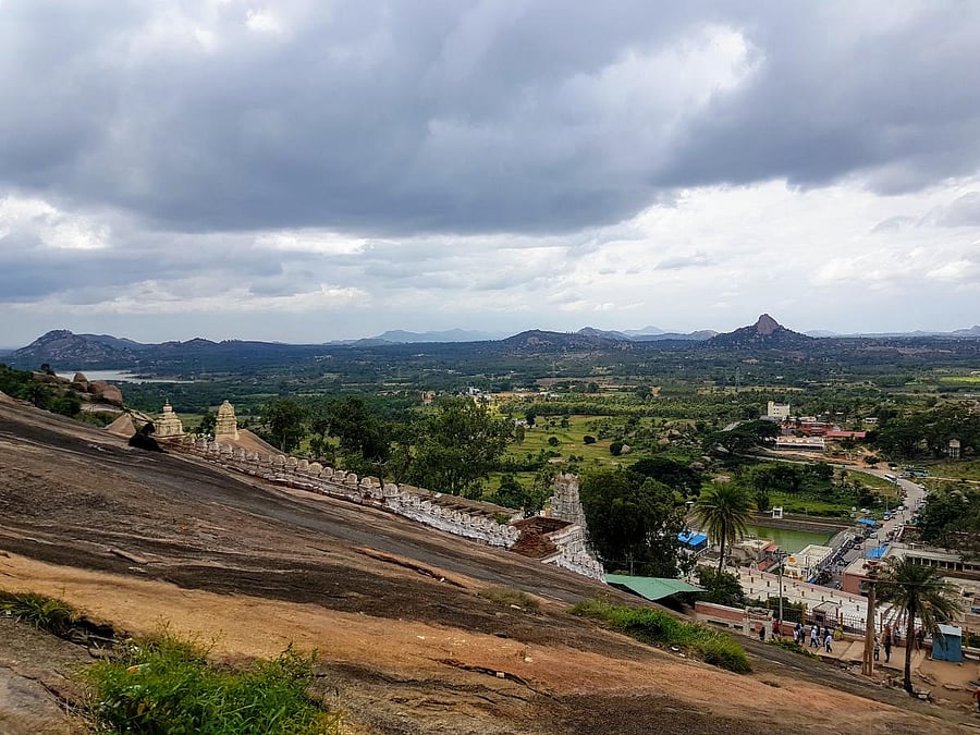 View en route. PHOTOS BY AUTHOR