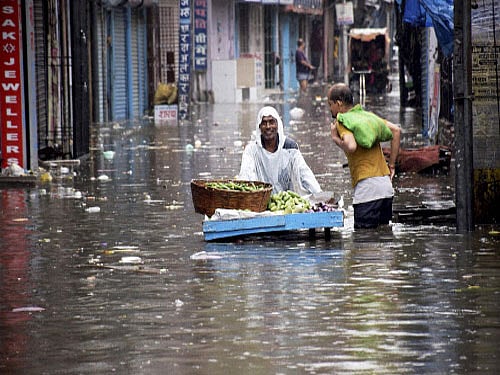 The flood situation in Bihar worsened on Sunday even as two more people lost their lives taking the death toll to 36, while flood waters entered fresh areas, pushing up the number of affected districts to 17. PTI file photo