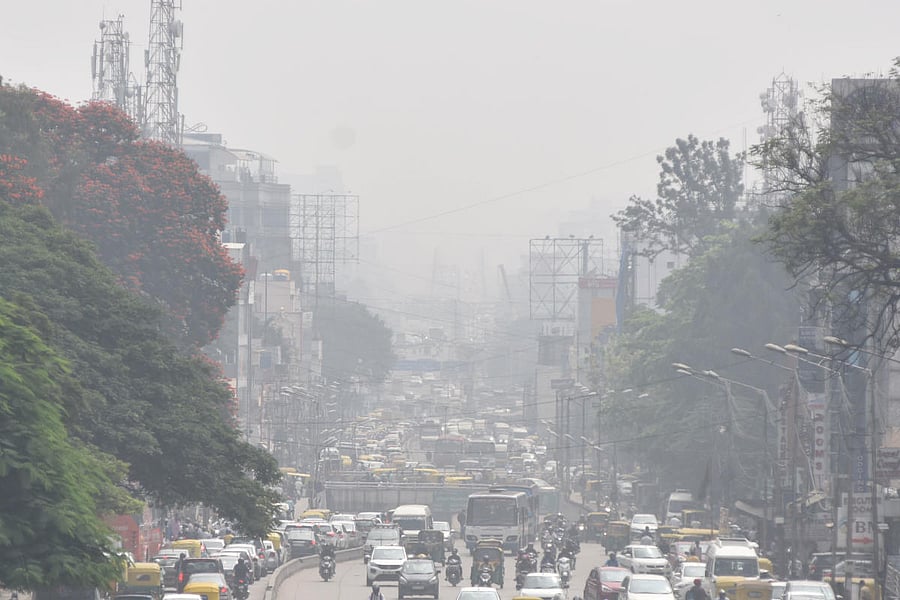 Cloudy weather is seen in Bengaluru on Friday. Photo by S K Dinesh