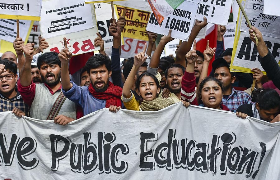Jawaharlal Nehru University (JNU) President Aishe Ghose leads the protestors against the hostel and mess fee hike, in New Delhi. (PTI Photo)