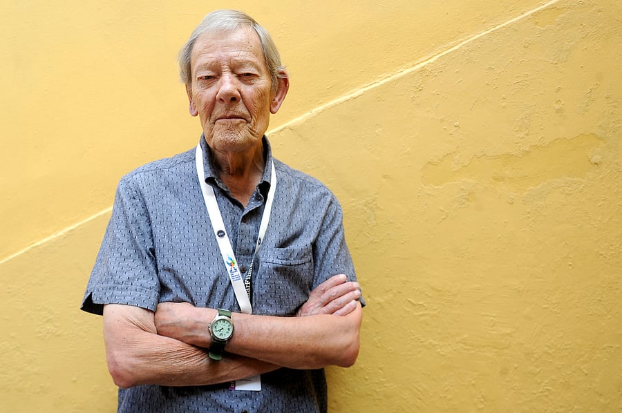 Renowned film critic Derek Malcolm was part of a long conversation at the Maquinez Palace where he and Malayalam auteur Shaji N Karun were seen fending off Subhash Ghai’s commercial aesthetic. (DH photo: Pushkar V)