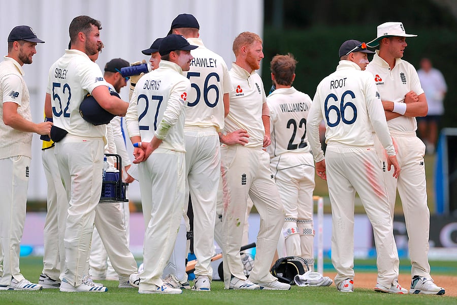 England's players wait for catch out appeal decision against New Zealand's captain Kane Williamson during the fifth day of the second cricket Test match between England and New Zealand at Seddon Park in Hamilton. (AFP Photo)