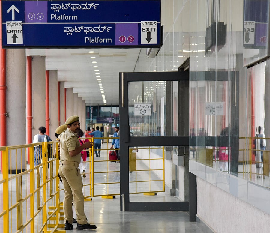 Following incidents of sexual assault and violence against women in different parts of the country, BMRCL has decided to allow women to carry pepper sprays on its trains.