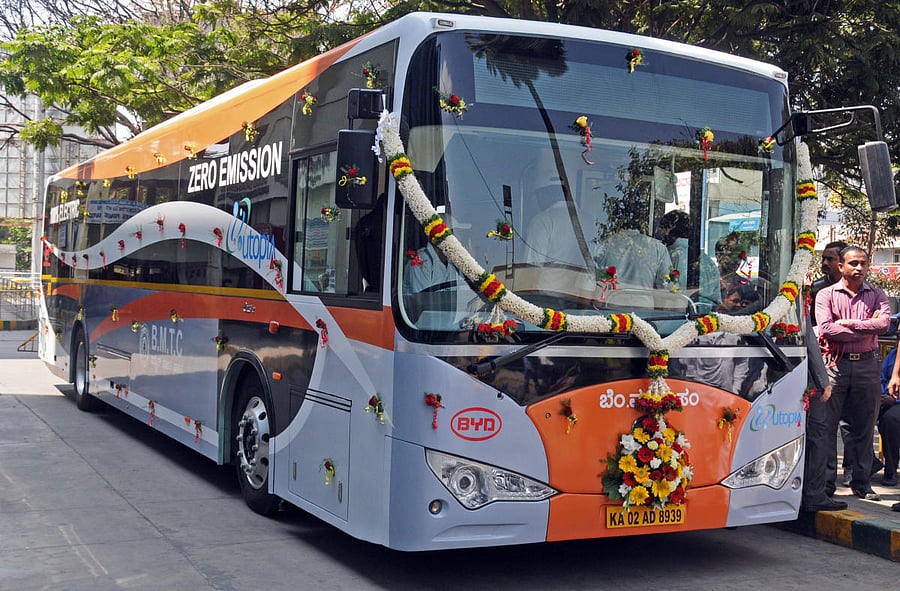 BMTC bus