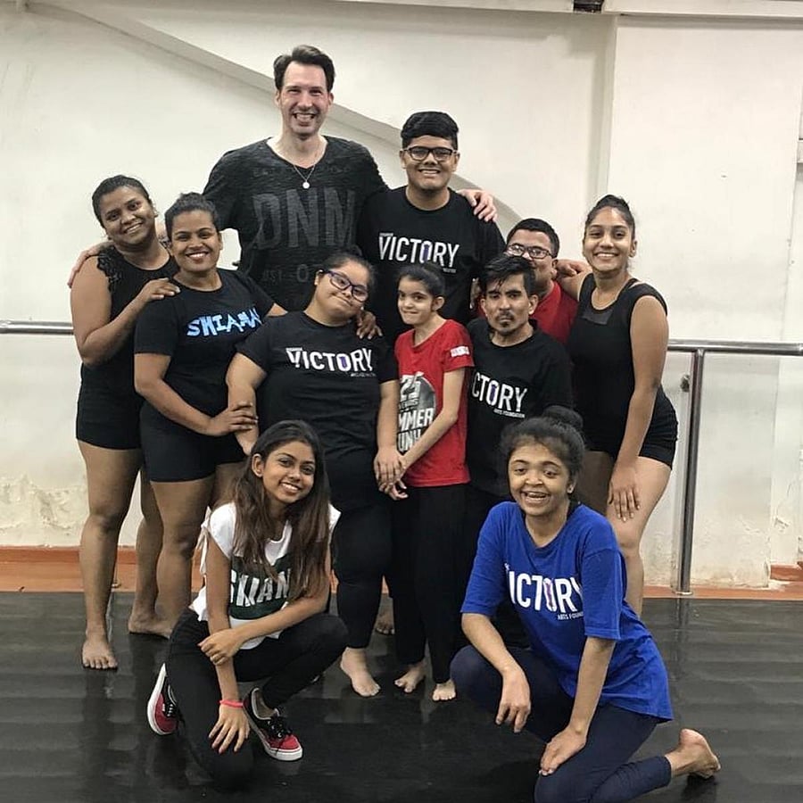 Andre Koschyk  with his crew.