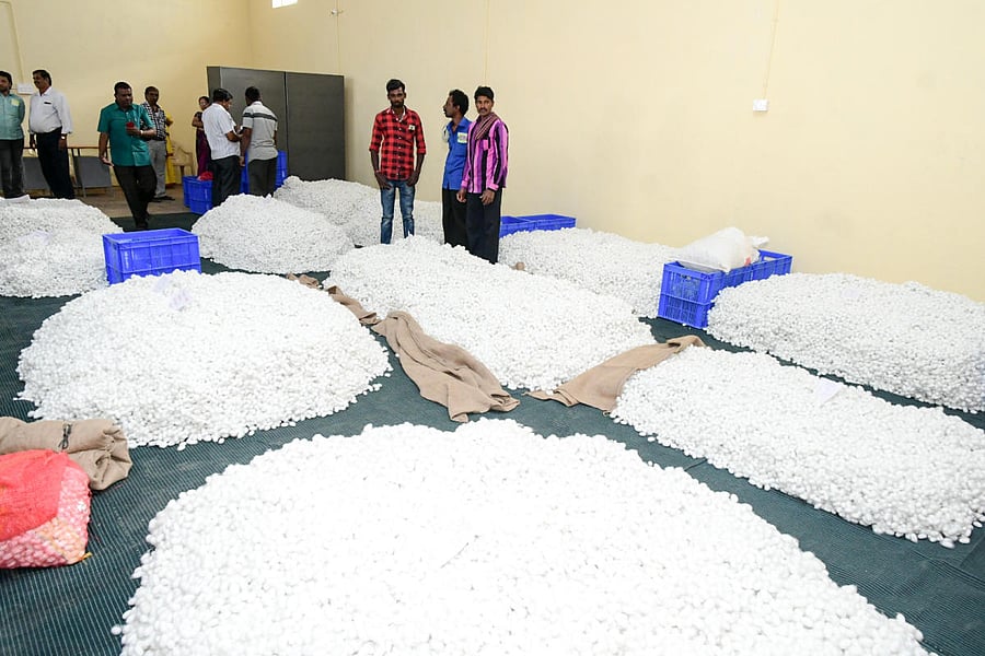 Ramanagara and Haveri cocoon markets will get additional infrastructure, making it beneficial for farmers in North Karnataka.