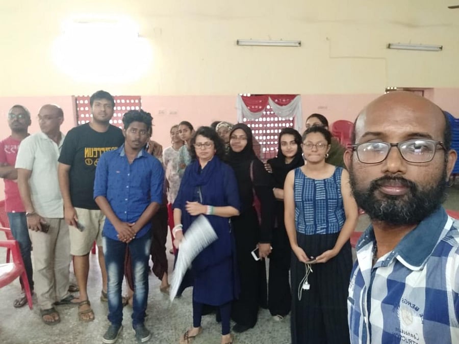 After keeping them at a community hall for a few hours, the police released all the protesters.