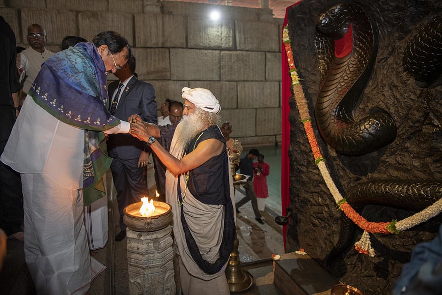 Vice President of India Venkaiah Naidu on Friday evening inaugurated the 26th annual Maha Shivratri celebrations at the Isha Yoga Kendra organised by Isha Foundation of noted spiritual leader Sadhguru Vasudev on the outskirts of Coimbatore in Tamil Nadu. Credit: DH Photo