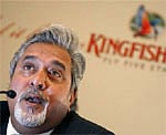 CBEC freezes Kingfisher Airlines bank accounts for failure to pay service tax