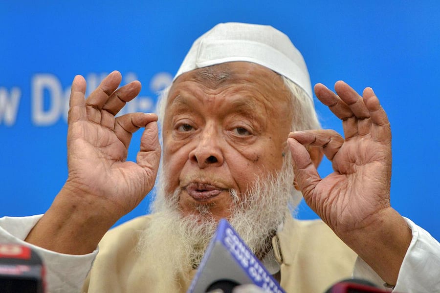 Jamiat chief Maulana Arshad Madani also called on Muslims to be courageous in these difficult times and stay safe. Credit: PTI Photo