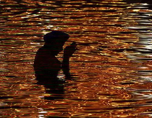 A British Sikh man has been awarded over 18,000 pounds in compensation by a Scottish tribunal for being degraded and racially abused by his Muslim boss and colleagues at work. AP photo for representational purpose only