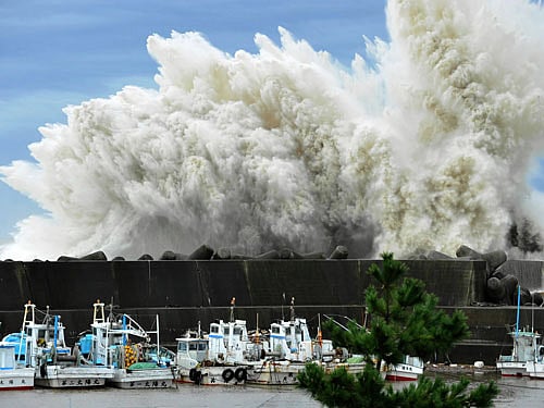 The energy released by the Indian Ocean tsunami of 2004 equalled 40,000 Hiroshima-sized atomic bombs, according to eminent earth scientist Harsh Gupta. File AP image