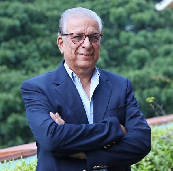  Kumar Gera - Founder President & Ex-Chairman CREDAI (National) and Chairman, GERA Developments 