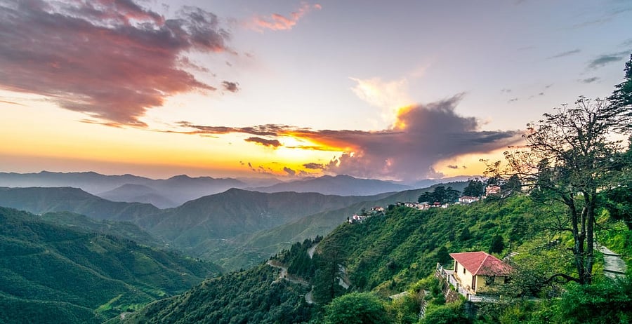 Sunset in Himalayas, Uttarakhand (Credit: Getty Images)