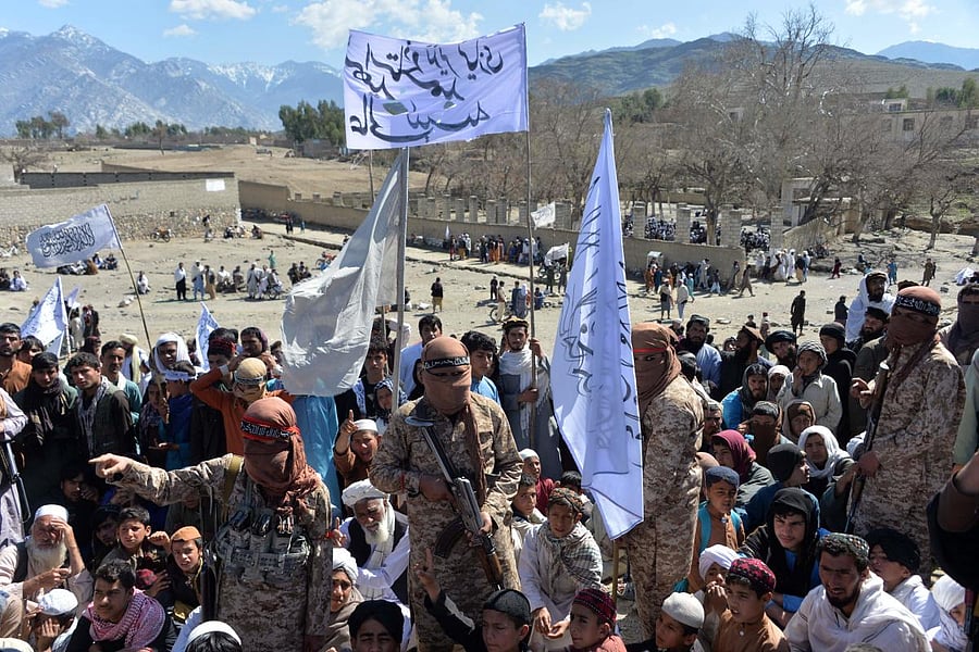 Afghan Taliban militants (AFP Photo)