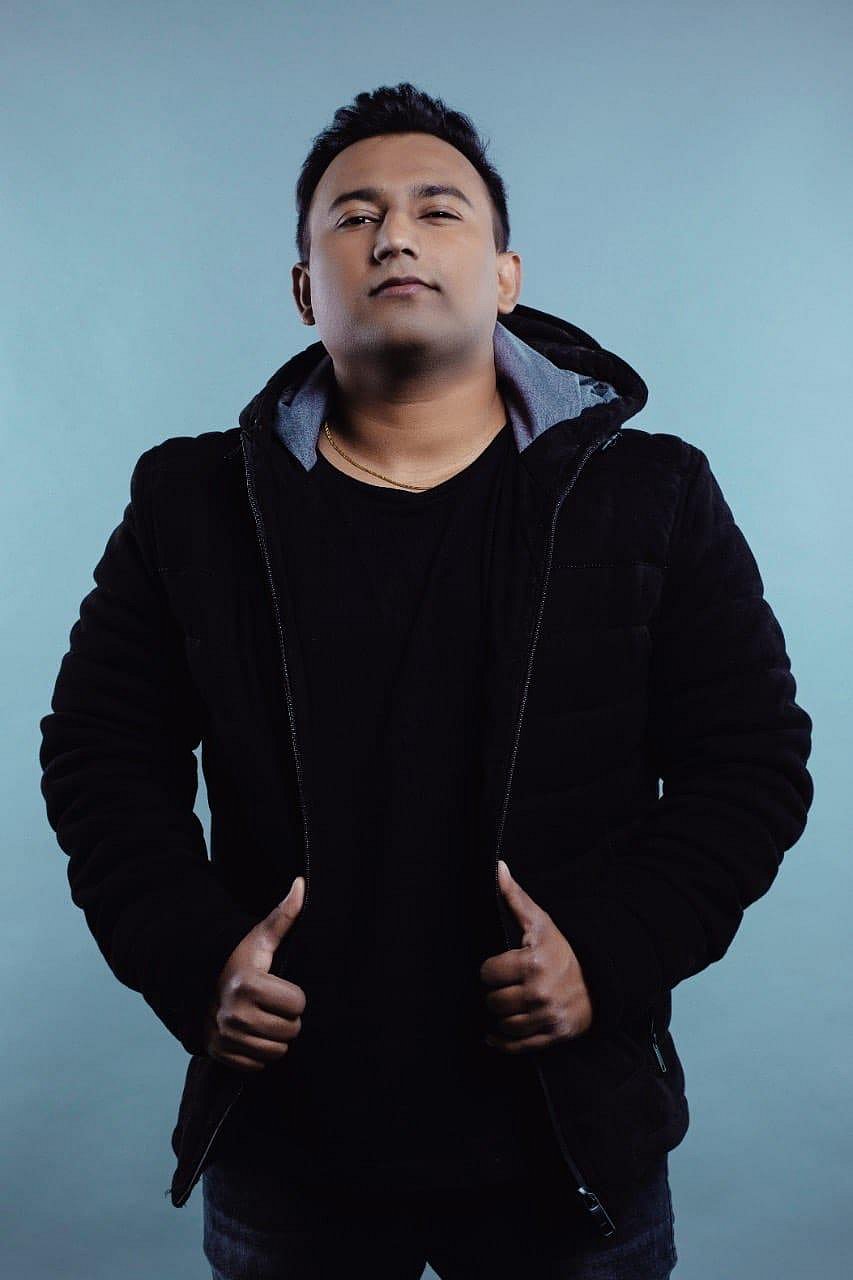 Romy is a popular singer. (Credit: DH photo)