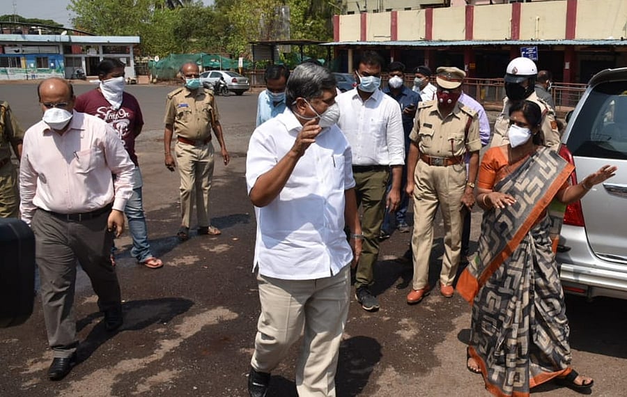 Major and Medium Industries Minister Jagadish Shettar. (DH photo)