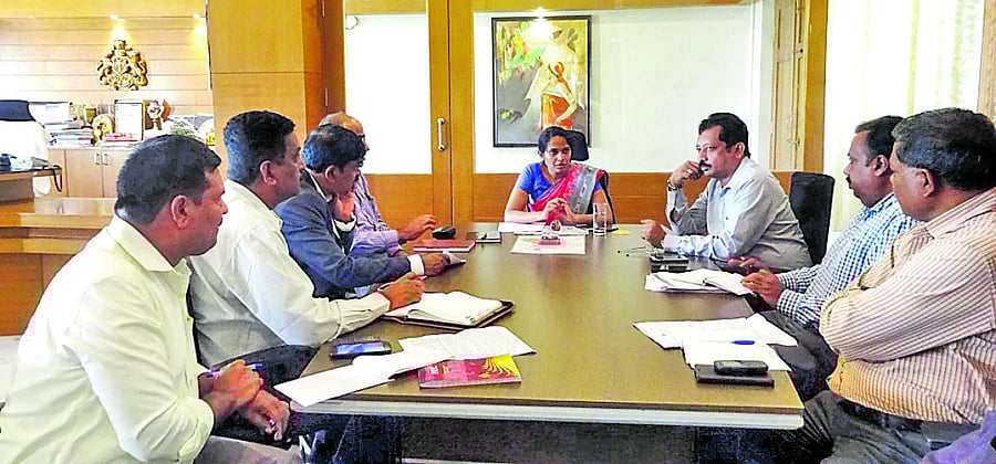 Deputy Commissioner Annies Kanmani Joy convened a meeting of health officials at the DC’s office in Madikeri on Tuesday.