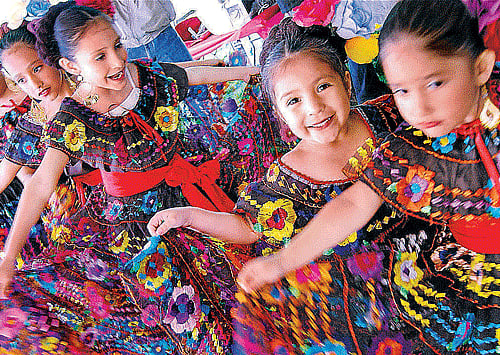 Vibrant culture: Snapshot from the Cinco de Mayo festivities in Los Angeles. (Photo by author)