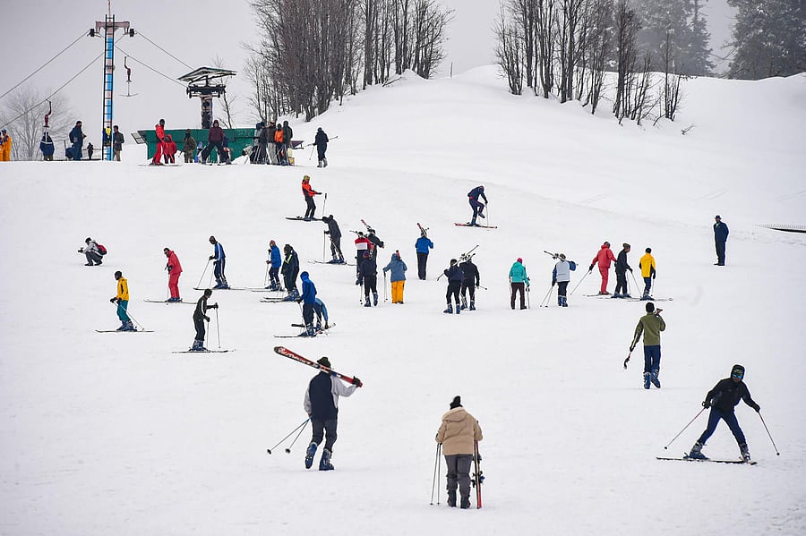 Participants during the Khelo India Khelo Winter Games at Gulmarg of Baramulla District of North Kashmir, Saturday, March 7, 2020. (PTI Photo)