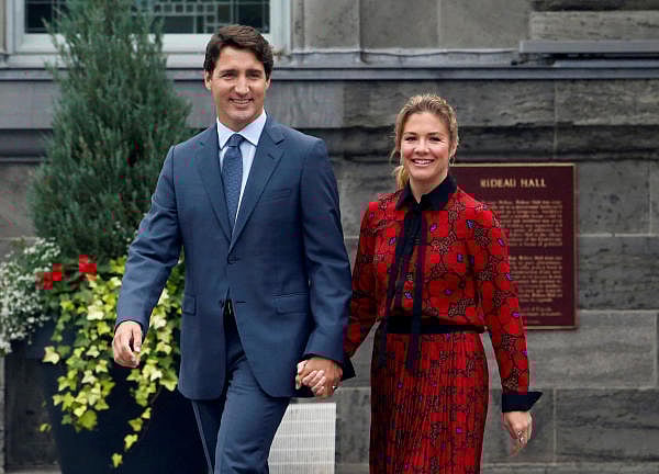 Canada's PM Justin Trudeau and his wife Sophie Gregoire Trudeau leave Rideau Hall in Ottawa. (Reuters Photo)