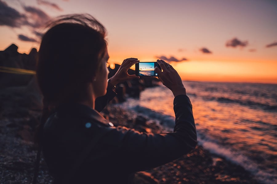 It is important to learn the basics of photography to achieve good results.