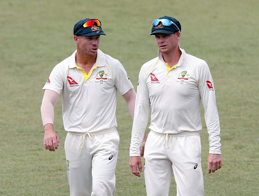David Warner (left) and Steve Smith.
