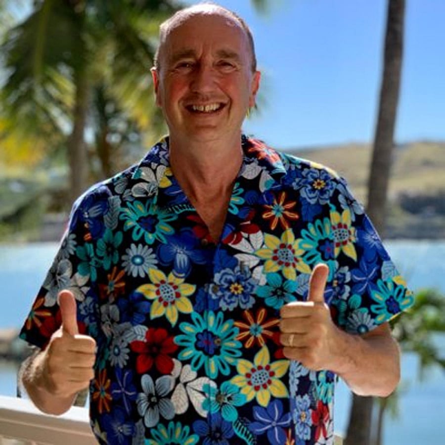 Fans heading to the World Cup final at Lord's will be greeted by announcements at the London Underground station from BBC cricket correspondent Jonathan Agnew. (Picture courtesy Twitter)