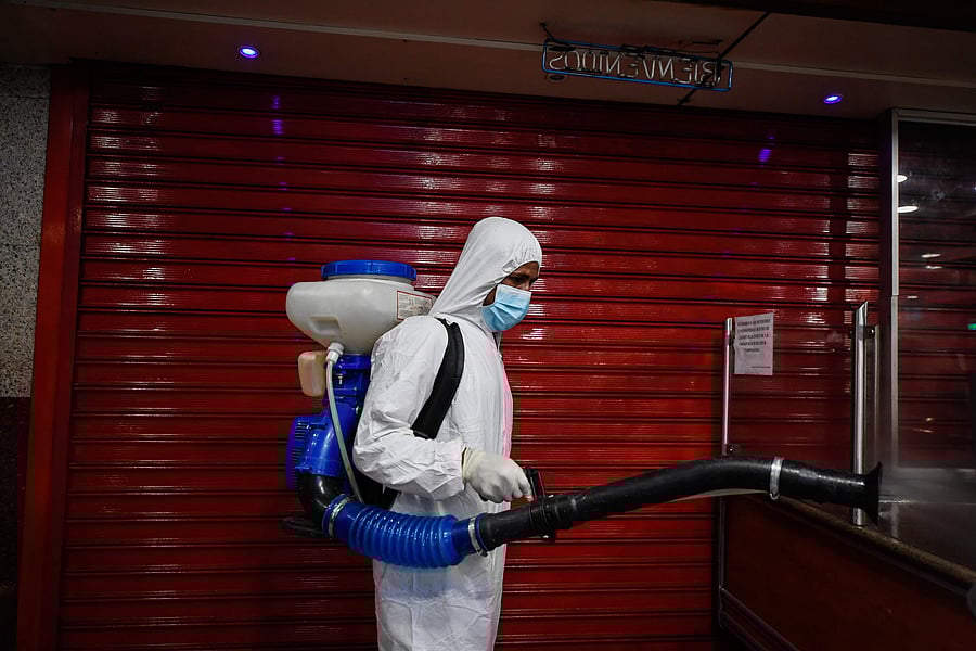 COVID-19 is currently spreading the most rapidly in the United States, where there have been 243,453 infections and 5,926 deaths, according to a tally by Johns Hopkins University. (Credit: AFP Photo)