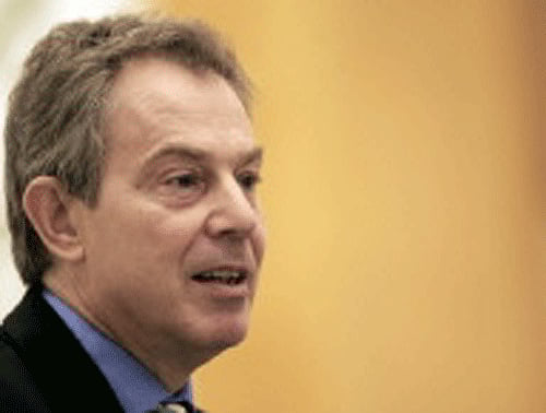 Tony Blair's daughter held at gunpoint in London robbery