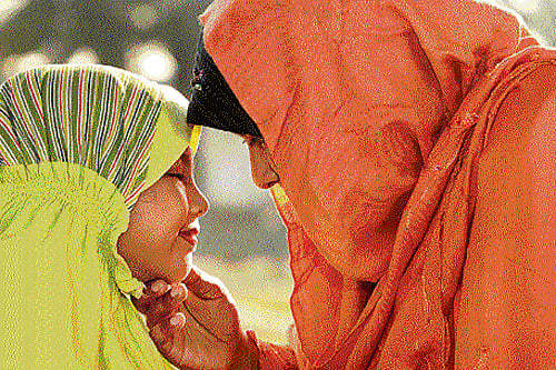 Seeking clarity: The novel explores the relationship between a mother & a daughter.