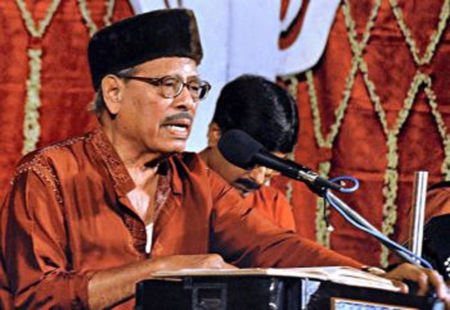 Legendry singer Manna Dey no more, he was 94. PTI File Image