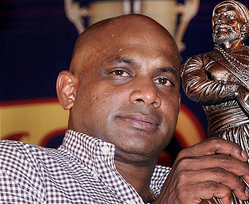 Sri Lanka Cricket chief selector Sanath Jayasuriya has expressed disappointment at not being kept in the loop as far as the retirement plans of Kumar Sangakkara and Mahela Jayawardene from T20 Internationals were concerned. PTI File Photo