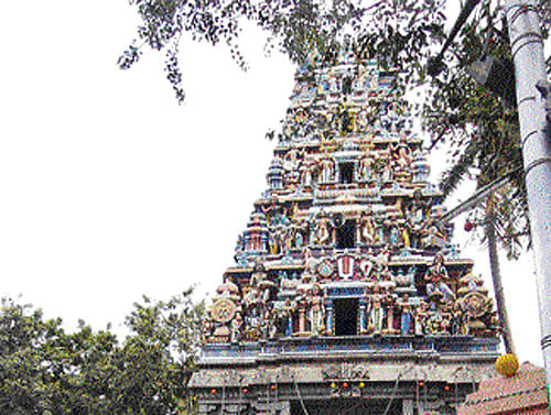 Bruhat Bangalore Mahanagara Palike (BBMP) has installed flood-control gates in the ancient Gali Anjaneyaswamy temple on Mysore Road, which during heavy rains, gets flooded with sewage water from the Storm Water Drain (SWD) running beside it. DH photo