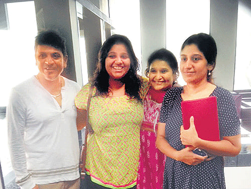 BONDING:  Shivarajkumar, Niveditha, Geetha and Nirupama.