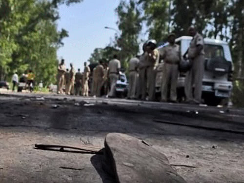 A 50-year-old man was lynched by a mob after he allegedly shot dead a Dalit youth over political rivalry in Gopiganj area here, police said today. File photo for representation only