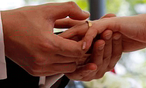 Muslim wedding in Hindu temple