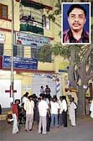 Tragic End: People waiting outside the house of Dr Sharath Kumar (inset) in Sanjaynagar,  on Saturday. DH Photo