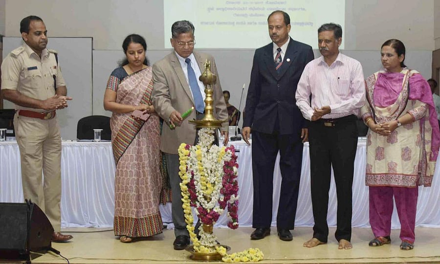 Lokayukta Justice Vishwanath Shetty inaugurates public grievances meeting in Udupi on Monday.