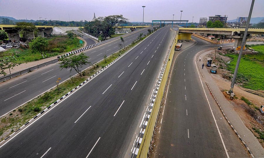 Jalukbari over bridge wears a deserted look during 'Janata curfew' in the wake of coronavirus pandemic, in Guwahati, Sunday, March 22, 2020. Credit:PTI Photo