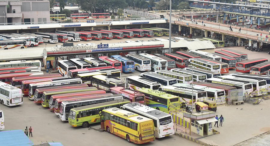The otherwise busy Majestic wore a deserted look on Monday during the nationwide bandh called by the Congress and other parties against the rising fuel prices. DH PHOTO/JANARDHAN B K