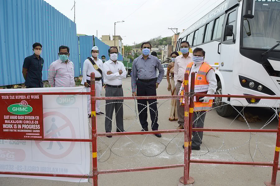 Medchal-Malkajgiri district collector Vasam Venkateswarlu inspecting Shafi Nagar, a containment area, which falls under the Greater Hyderabad Municipal Corporation jurisdiction, on Tuesday. (DH Photo)