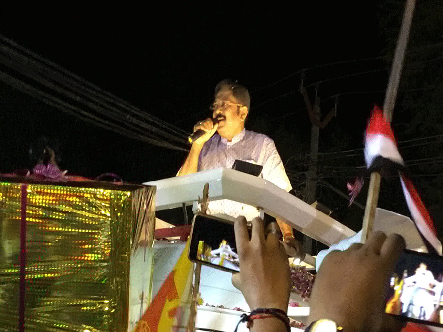 T T V Dhinakaran. (DH photo by ETB Sivapriyan)