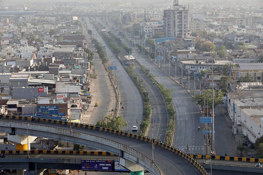 A view shows empty roads in Ahmedabad. (Reuters photo)