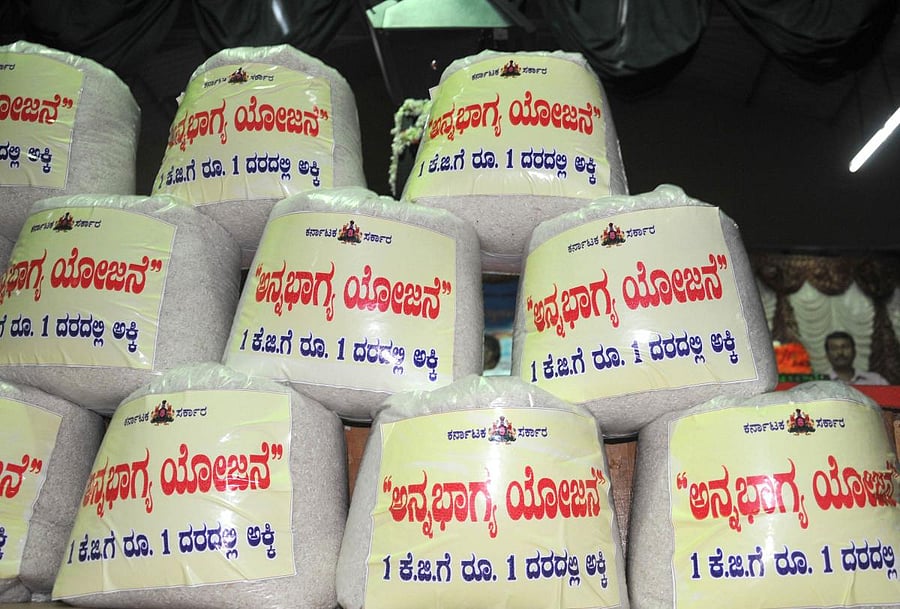 The government can save an estimated Rs 500 crore by reducing the supply of free rice to BPL households from 7 kg to 5 kg.