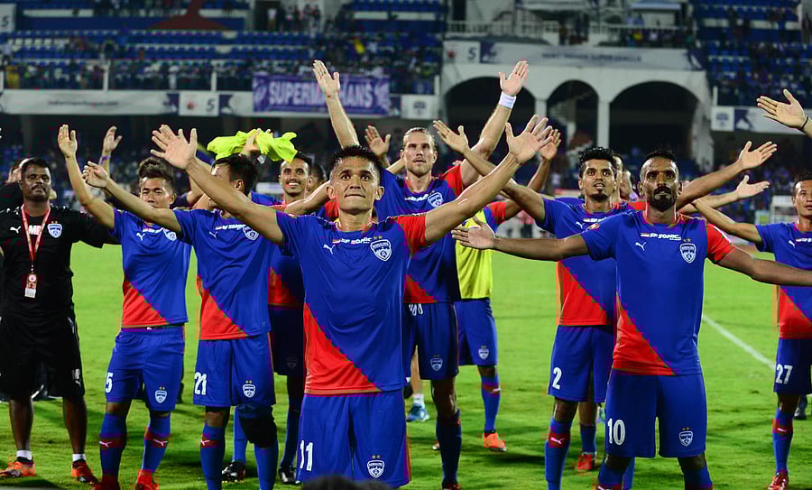 The country's largest airline IndiGo has asked passengers to reach Delhi airport at least 3.5 hours prior to domestic departures.