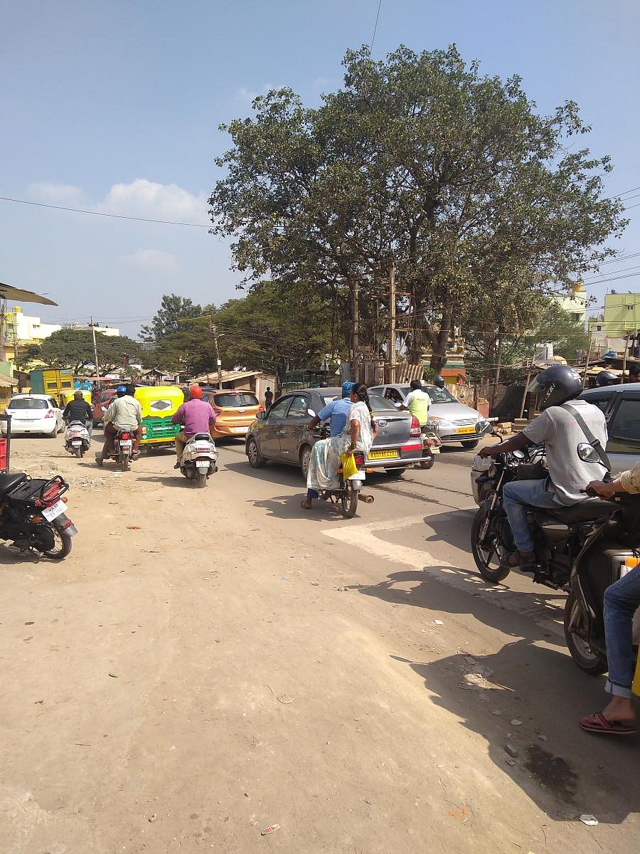 A road from Varthur village and Varthur Kodi that is set to be expanded from next week. Special arrangement