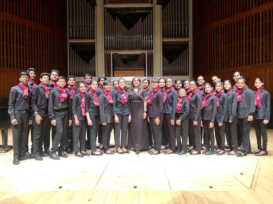 ‘The Harmony Chorus’ rendered a mix of western classical and Bollywood songs during the tour.