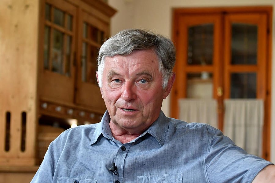Former Hungarian Prime Minister Miklos Nemeth speaks about when the Iron Curtain in 1989 and the fall of the Berlin Wall and the end of communism in eastern Europe. AFP photo