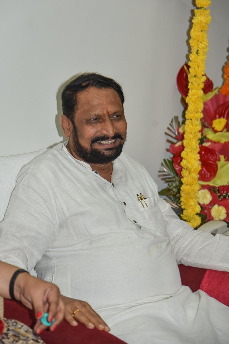 Deputy CM and Transport Minister Laxman Savadi. DH Photo